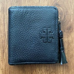 Black leather Tory Burch wallet
